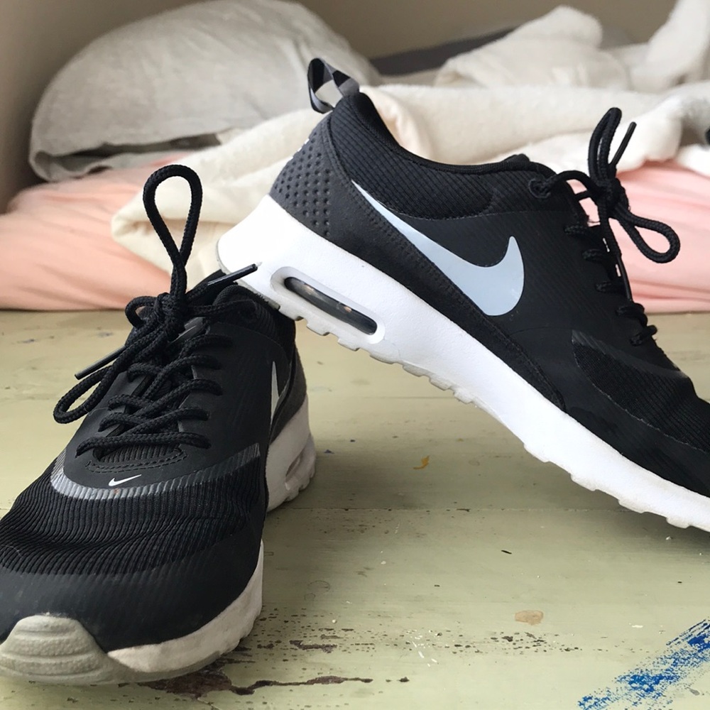 Women’s Nike air max Thea